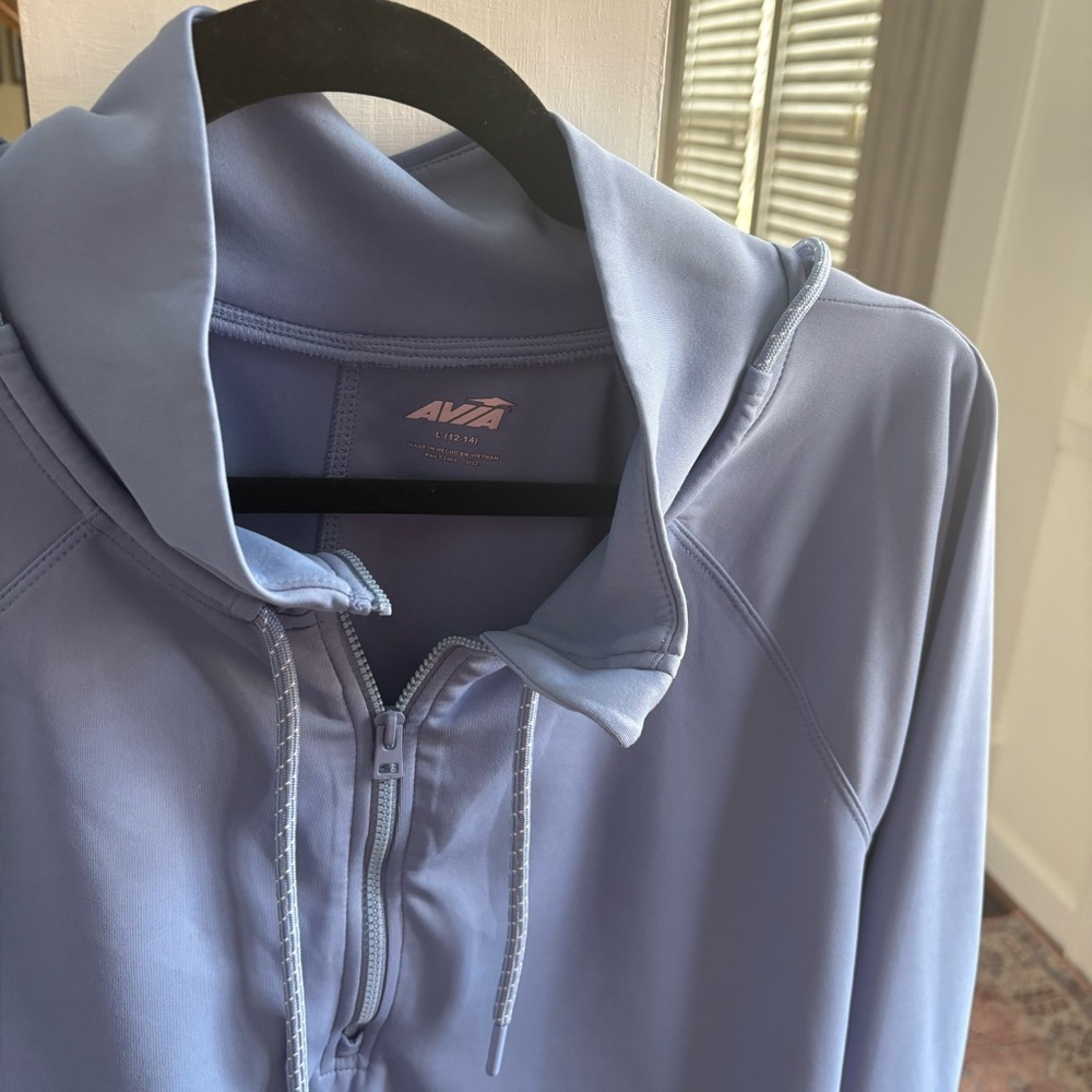 Avia light blue athletic pull over long sleeve top large - Picture 2 of 5